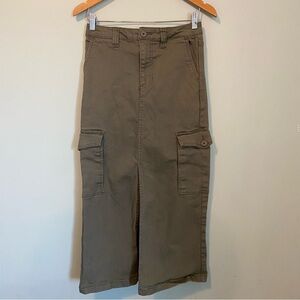 BCBGeneration Green A-Line cargo skirt with slit in the front.